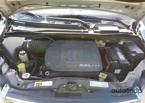 2013 Chrysler Town & Country Touring из США, поврежденный, VIN 2C4RC1BG1DR674264